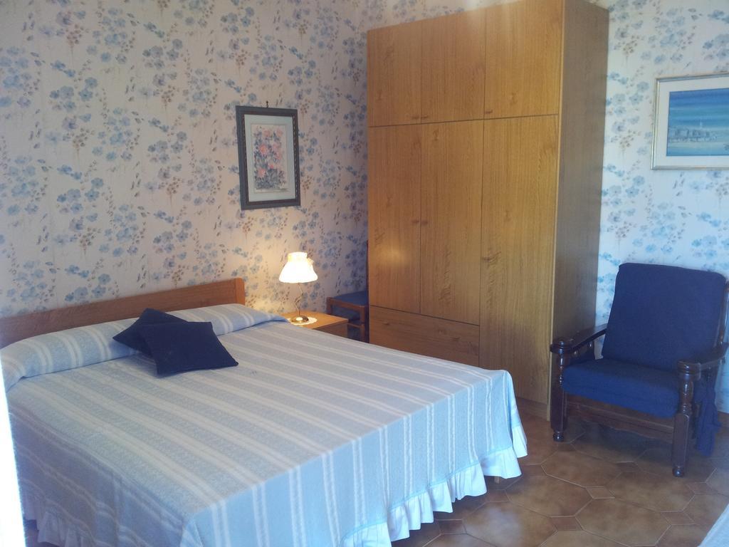 Hotel Meuble Al Ponte Grado Pokoj fotografie